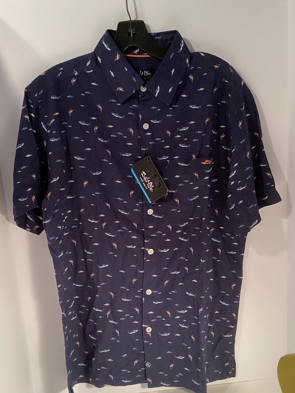 Salt Life Navy Short-Sleeve Button-Up with Shark and Fish Print Mens Small